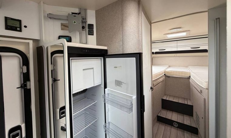 mclouis-mc4373-caravanbacci