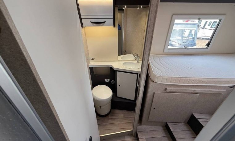 mclouis-mc4373-caravanbacci