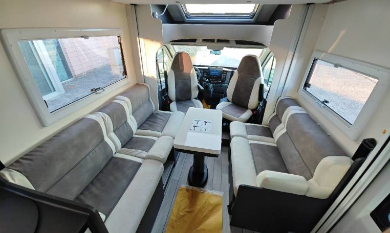 mclouis-mc4377slim-caravanbacci