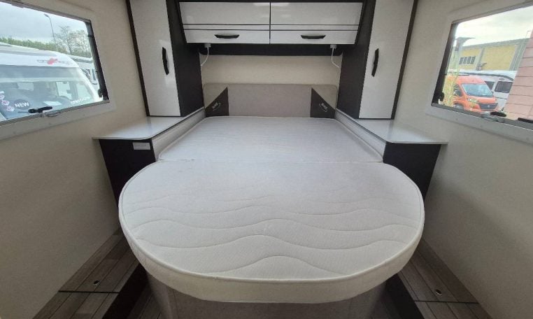 mclouis-mc4379-caravanbacci