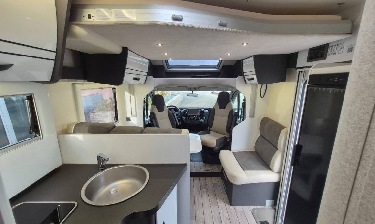 mclouis-mc4379-caravanbacci