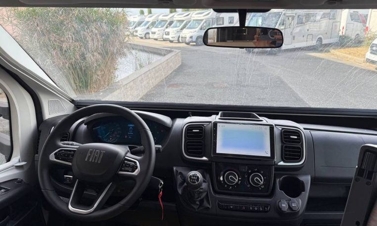 mclouis-mc4865g-caravanbacci