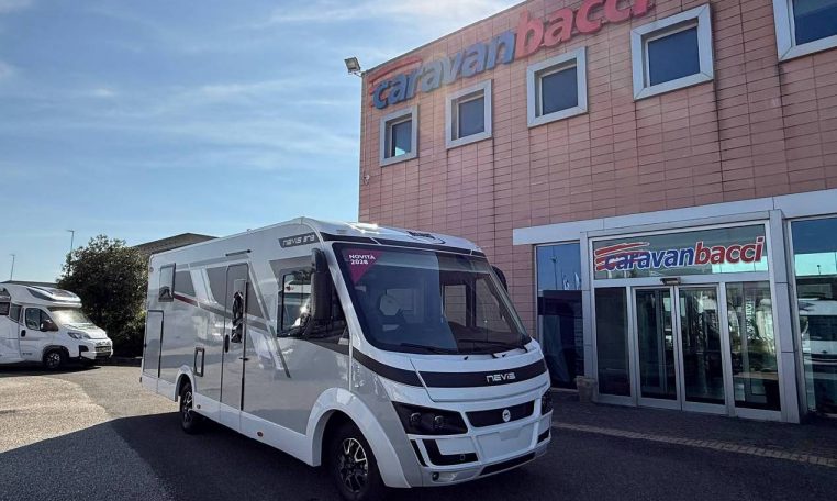 mclouis-nevis873-caravanbacci
