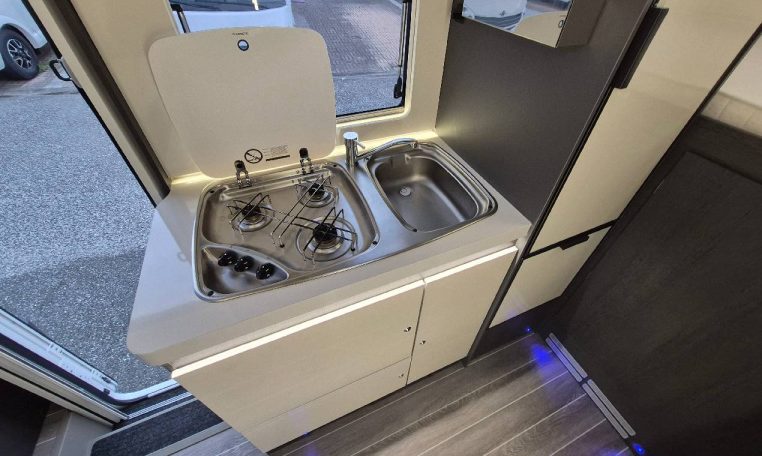 rollerteam-kronos291tl-caravanbacci