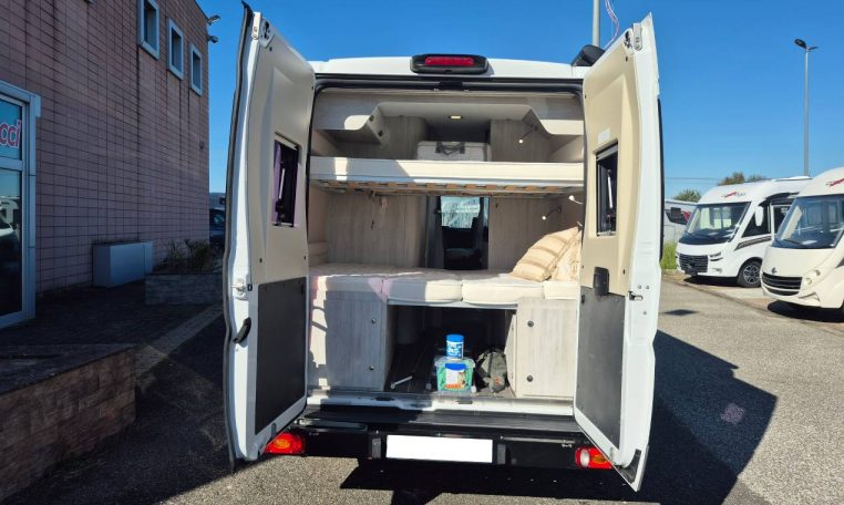 rollerteam-livingstone5-caravanbacci