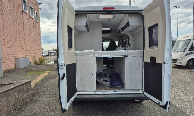 rollerteam-livingstonek2-caravanbacci