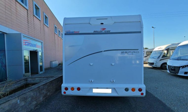 rollerteam-zefiro261tl-caravanbacci