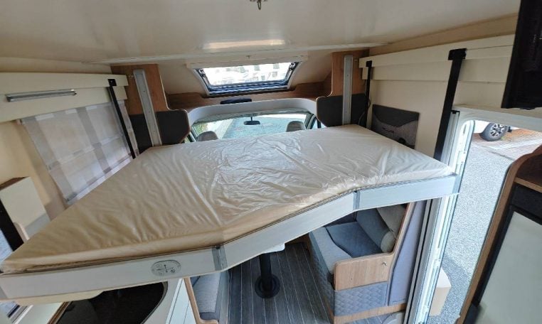 rollerteam-zefiro261tl-caravanbacci