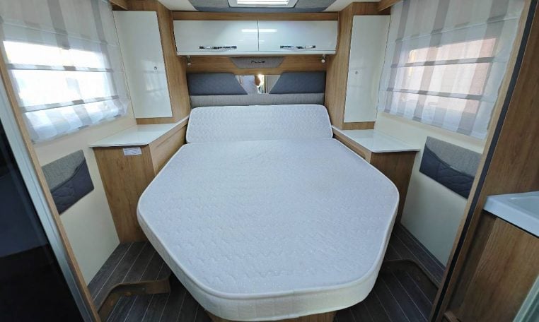 rollerteam-zefiro261tl-caravanbacci