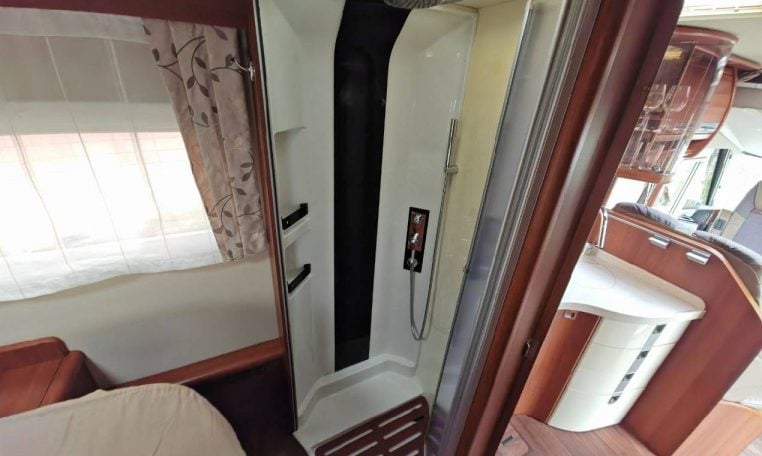 carthago-e-line51qb-caravanbacci