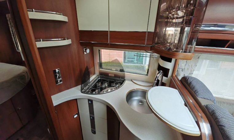 carthago-e-line51qb-caravanbacci