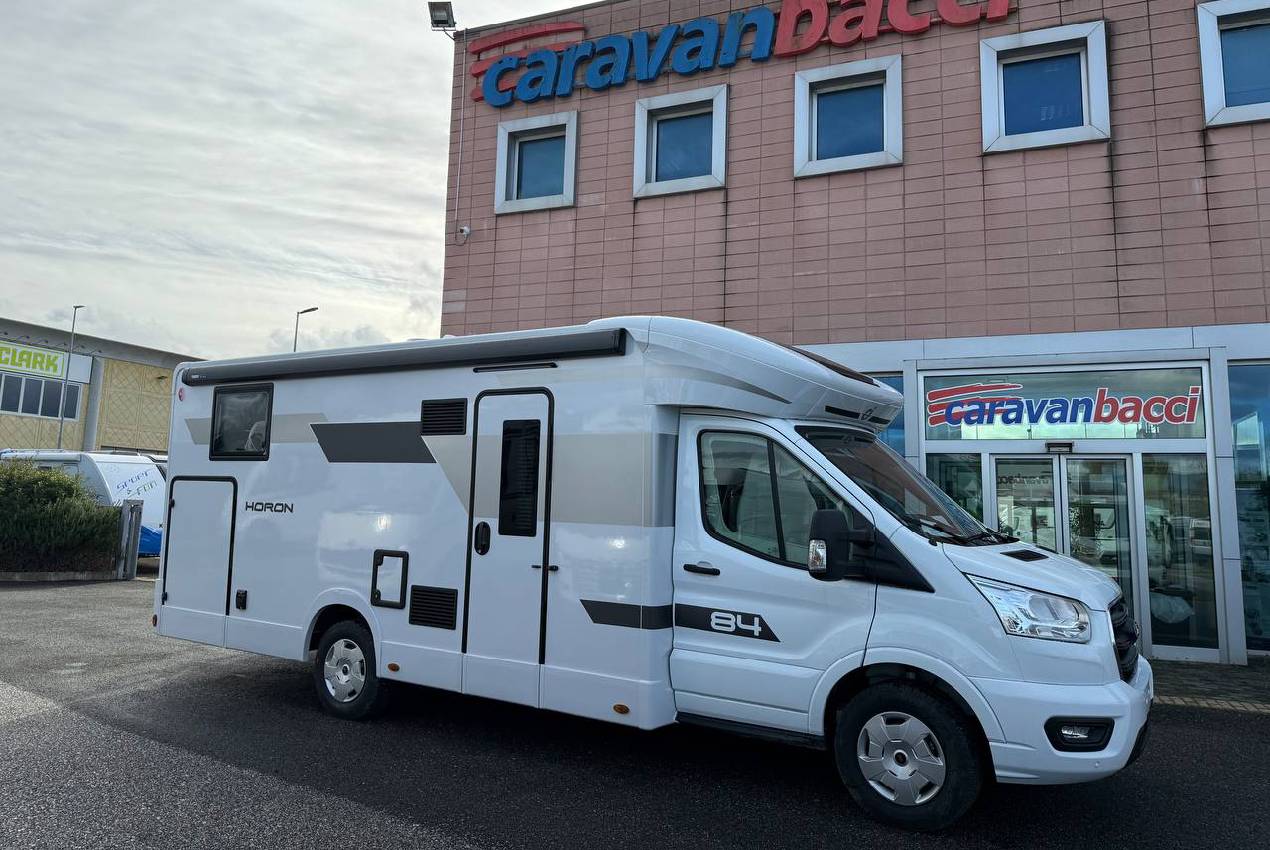 ci-horon84xt-caravanbacci