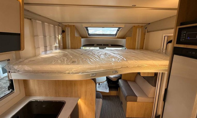 ci-horon84xt-caravanbacci