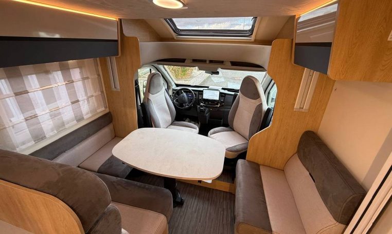 ci-horon84xt-caravanbacci