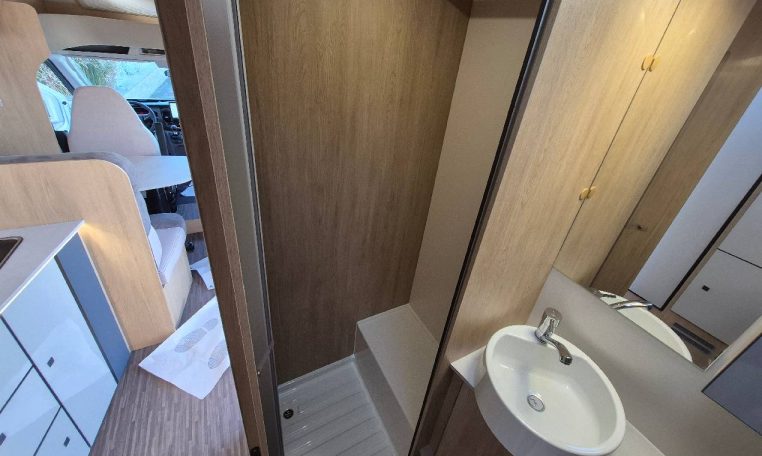 ci-horon95xt-caravanbacci