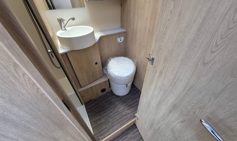 ci-horon95xt-caravanbacci