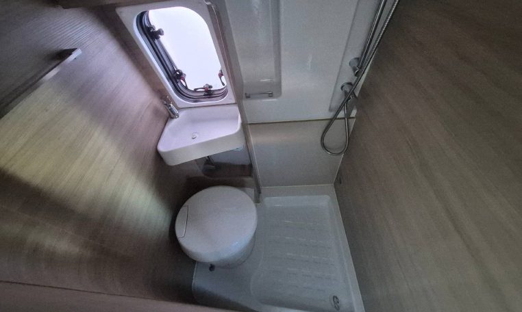 ci-kyrosduo-caravanbacci