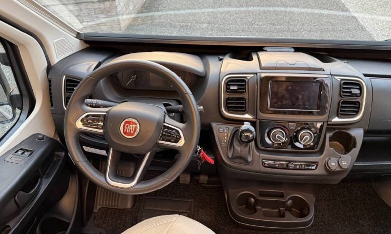 ci-kyrosk2-caravanbacci