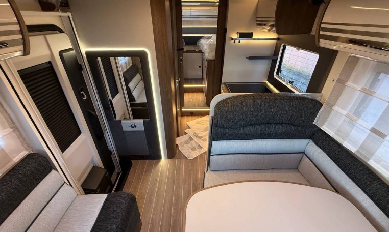 ci-magis85xt-caravanbacci