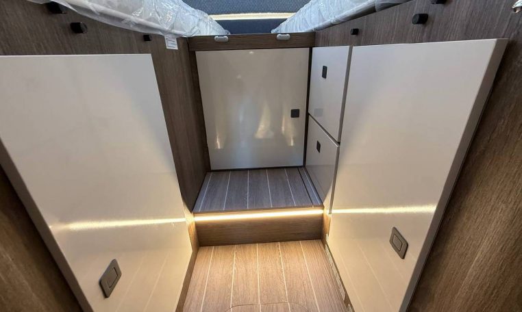 ci-magis85xt-caravanbacci