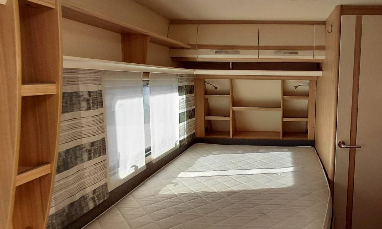 fendt-390fhbiancosel-caravanbacci