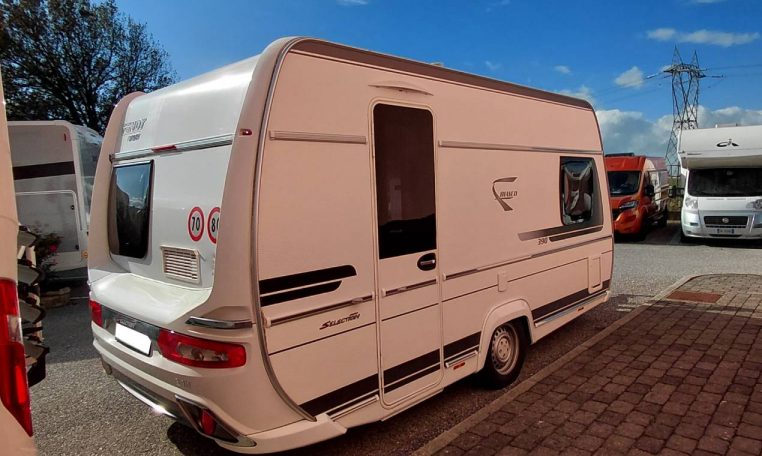 fendt-390fhbiancosel-caravanbacci