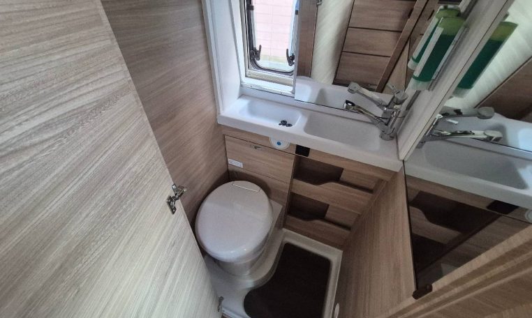 knaus-boxlifepro630-caravanbacci