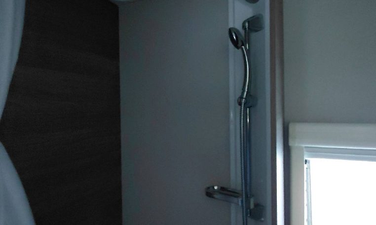 knaus-sport500kdsilversel-caravanbacci