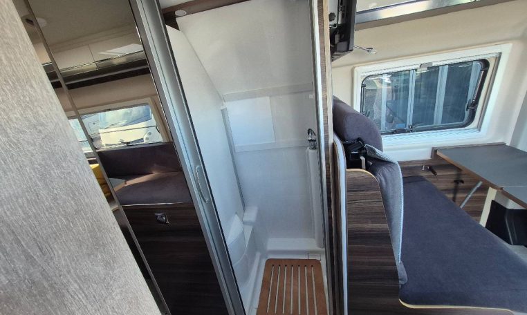 laika-ecovip645-caravanbacci