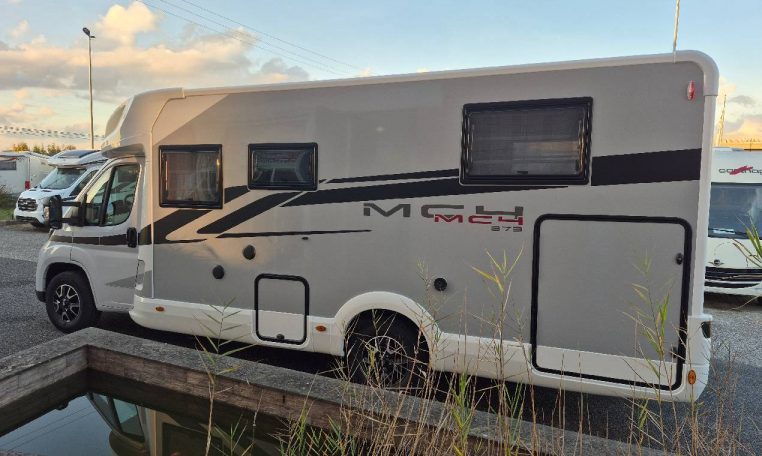 mclouis-mc4373-caravanbacci