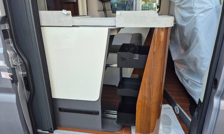 mobilvetta-admiral6.5-caravanbacci