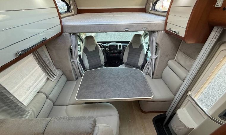 mobilvetta-keam76-caravanbacci