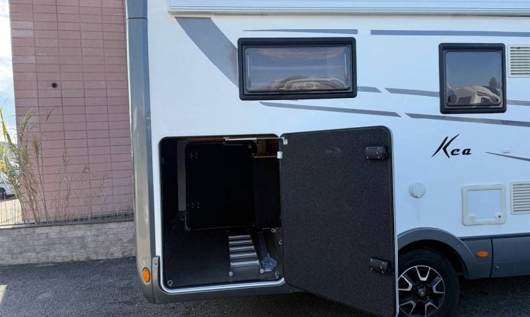 mobilvetta-keam76-caravanbacci