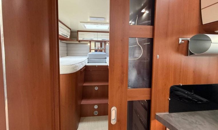 mobilvetta-keam76-caravanbacci