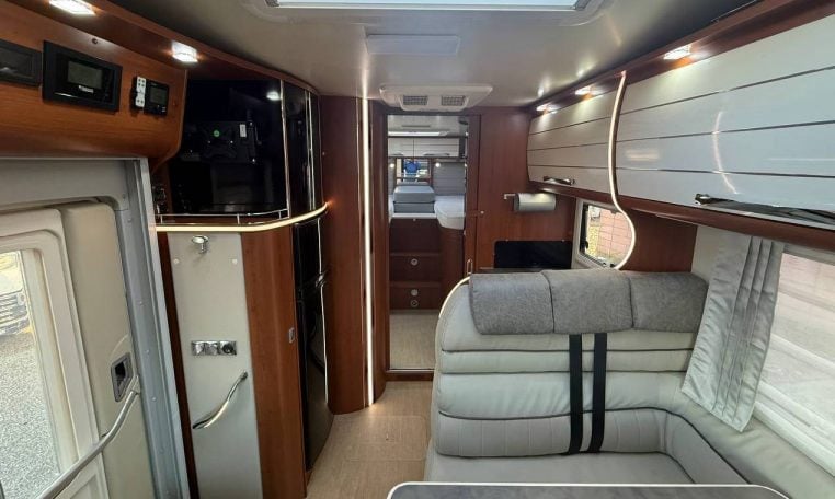 mobilvetta-keam76-caravanbacci