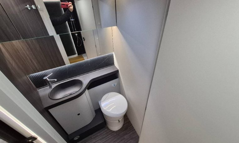 mobilvetta-keap86-caravanbacci