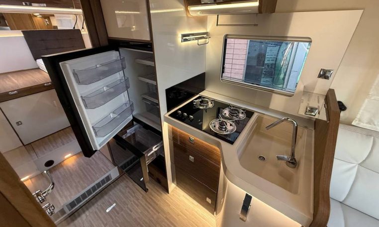 mobilvetta-krosserp64-caravanbacci