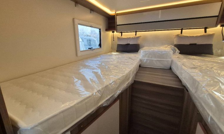 rollerteam-kronos281tlfit-caravanbacci