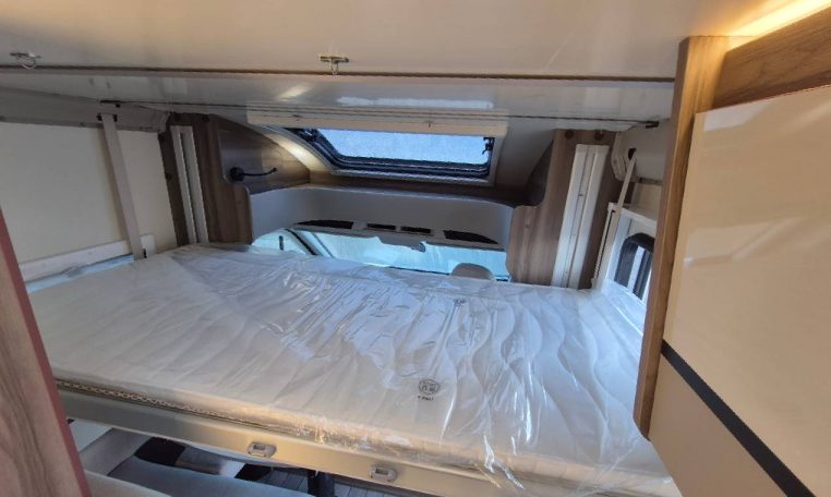 rollerteam-kronos281tlfit-caravanbacci