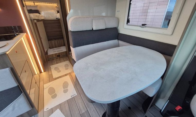 rollerteam-kronos281tlfit-caravanbacci