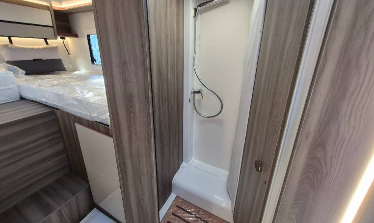 rollerteam-kronos281tlfit-caravanbacci