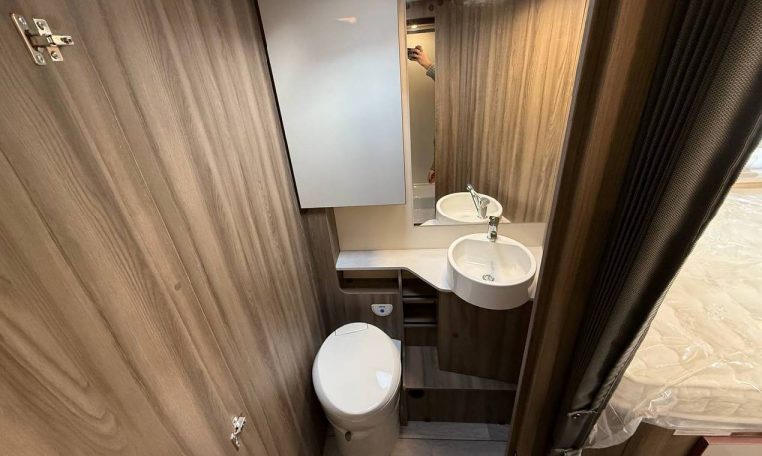 rollerteam-kronos284m-caravanbacci