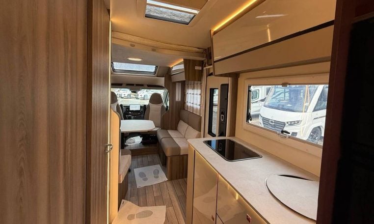 rollerteam-kronos298tl-caravanbacci