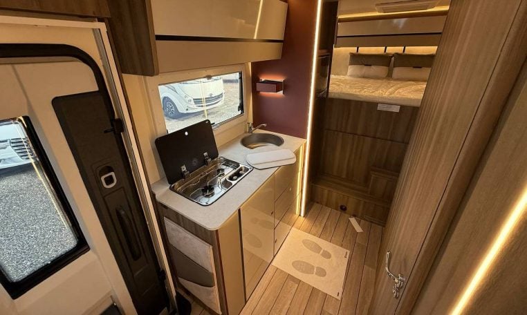 rollerteam-kronos298tl-caravanbacci