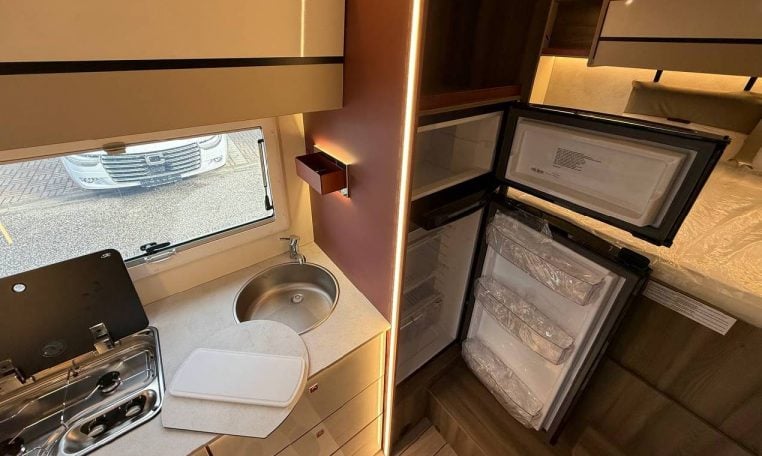 rollerteam-kronos298tl-caravanbacci