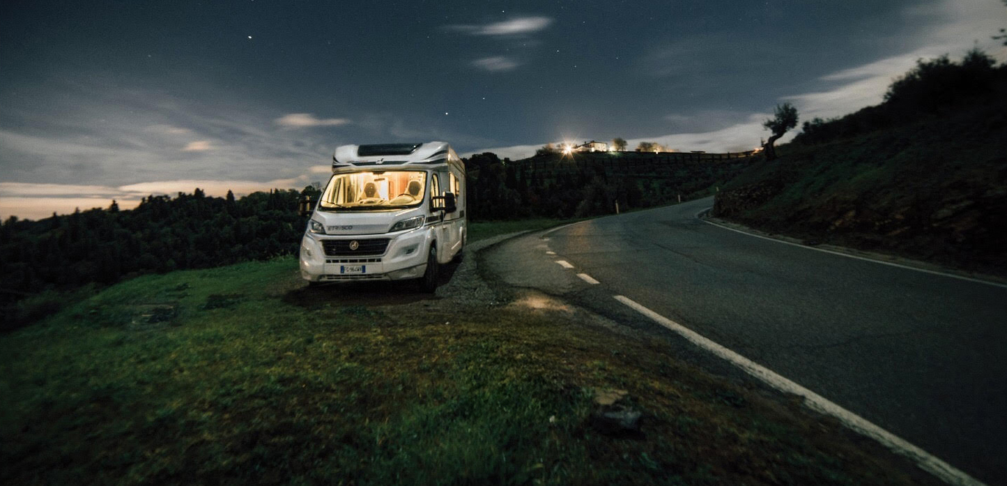 Slide 2 - Caravanbacci