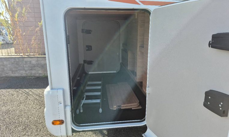 weinsberg-caracompact640meg-caravanbacci