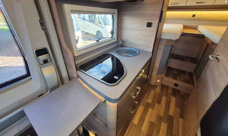 weinsberg-caracompact640meg-caravanbacci