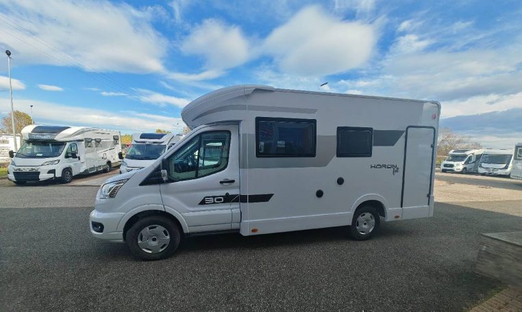 ci-horon30xt-caravanbacci
