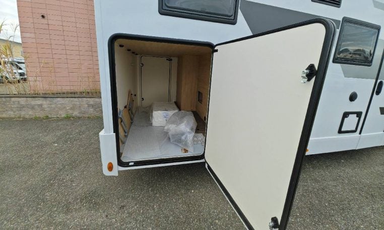 ci-horon81xt-caravanbacci